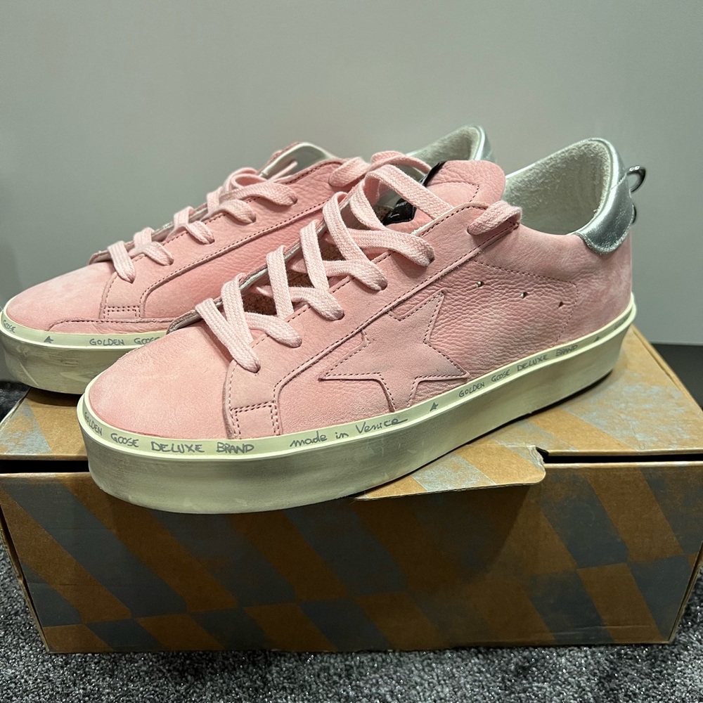 Pink Platform Golden Goose Shoes with a silver star size 39 never worn